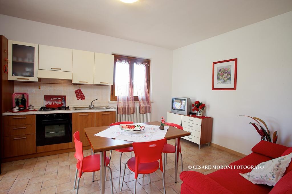 Residence Ai Campi Da Golf Saturnia Rum bild