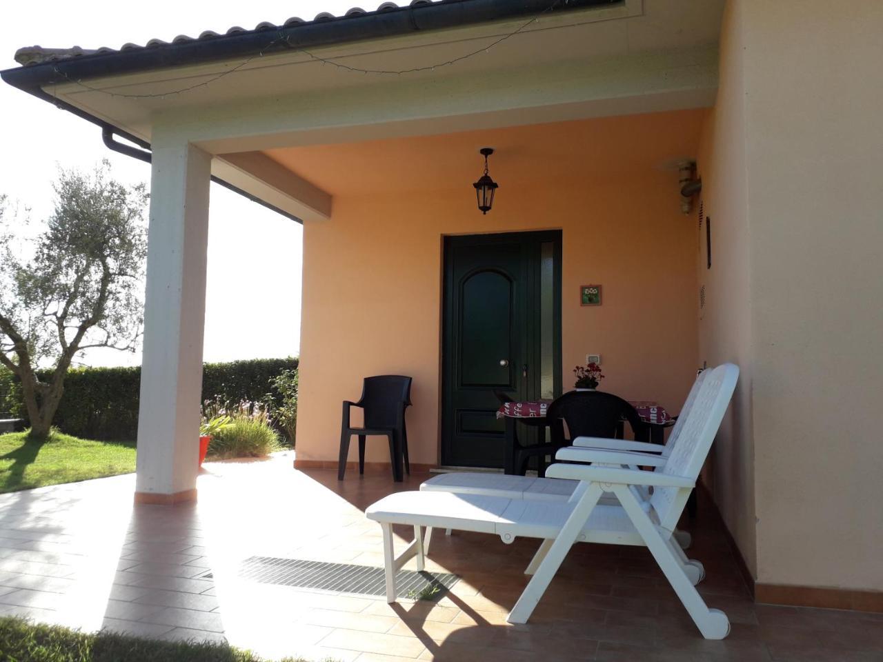 Residence Ai Campi Da Golf Saturnia Exteriör bild